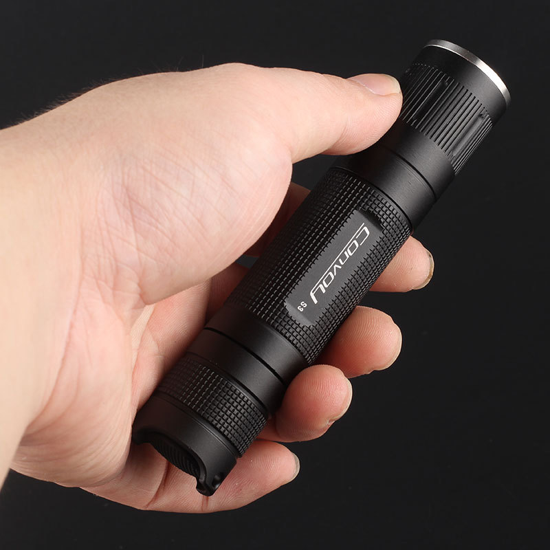 Convoy S3 Nichia 519A R9080 Li - Outdoor Power Group reseña y precio